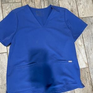 Figs scrub top